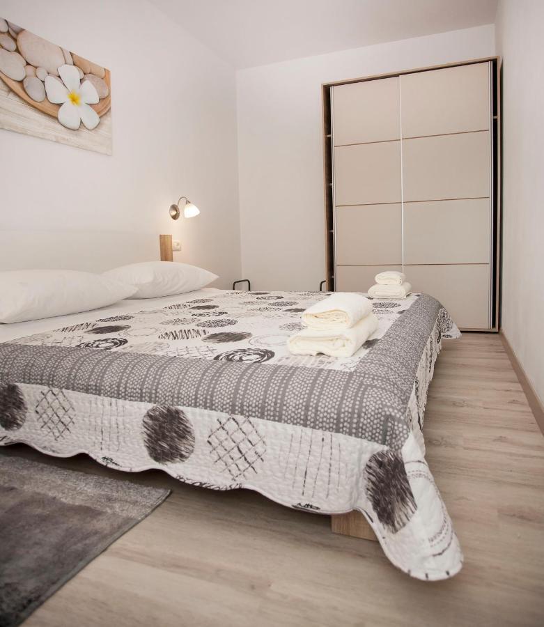 Apartmani Dragica Rovinj Zewnętrze zdjęcie