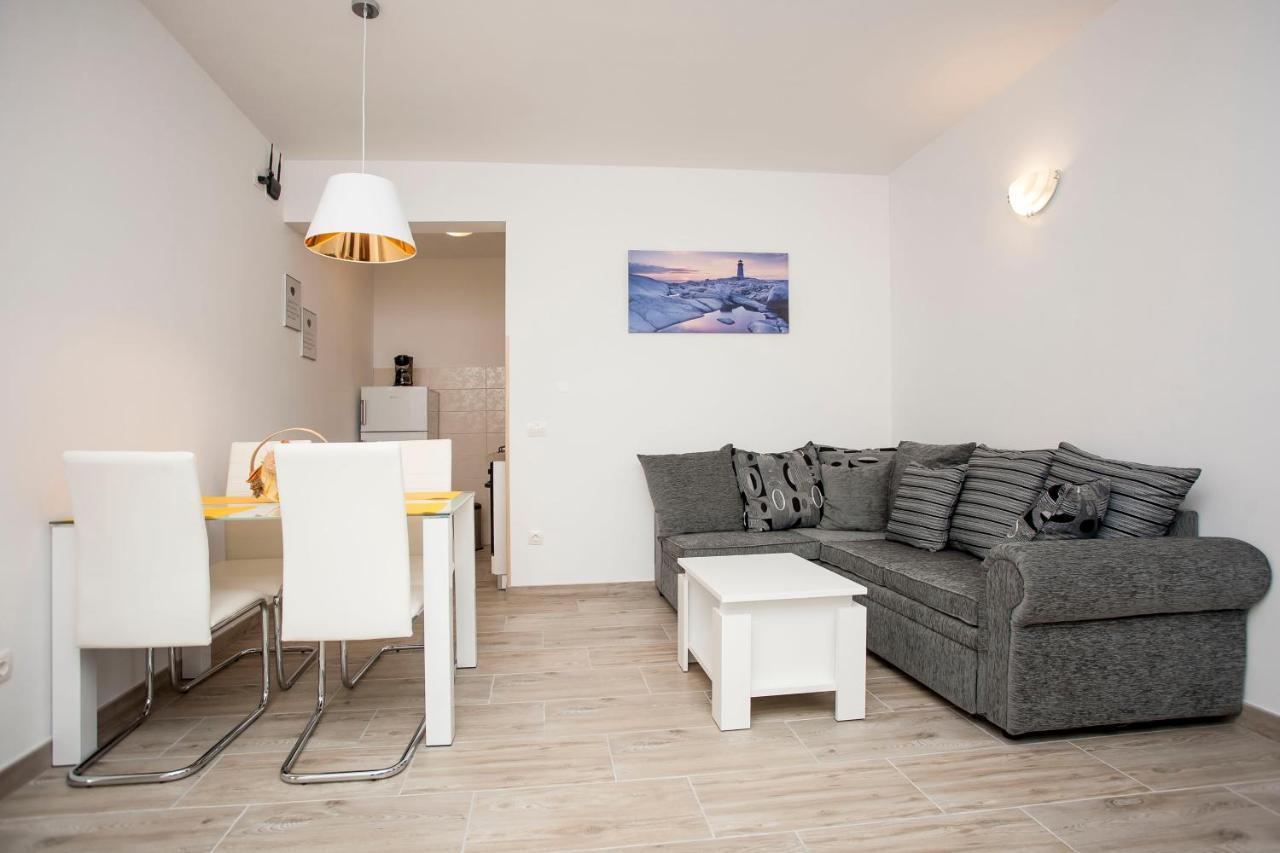 Apartmani Dragica Rovinj Zewnętrze zdjęcie