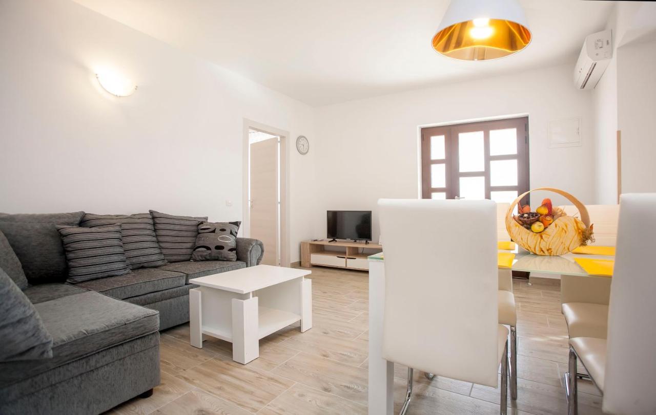 Apartmani Dragica Rovinj Zewnętrze zdjęcie
