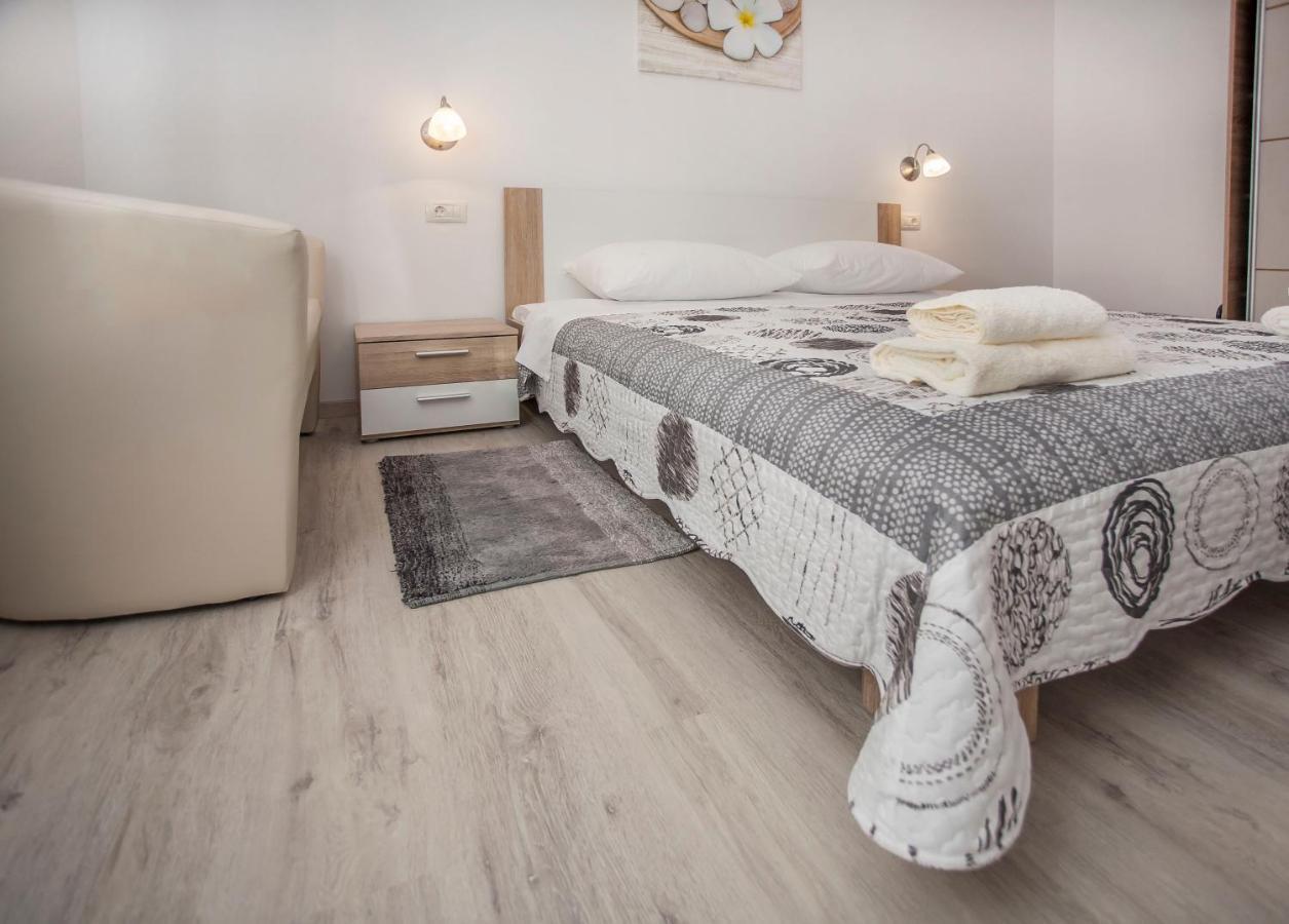 Apartmani Dragica Rovinj Zewnętrze zdjęcie