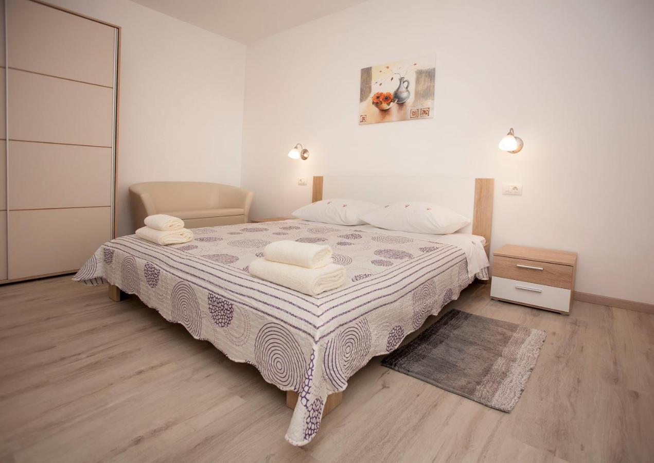 Apartmani Dragica Rovinj Zewnętrze zdjęcie